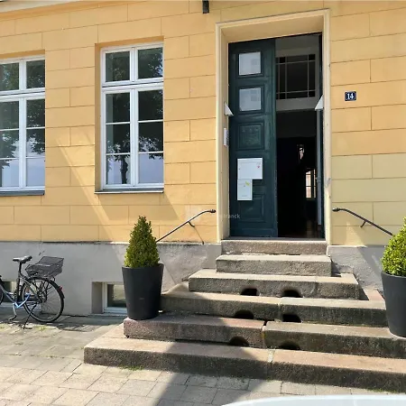 Ferienapartment Alexandrine Direkt Am Pfaffenteich Mit Eigenem Parkplatz * Σβερίν