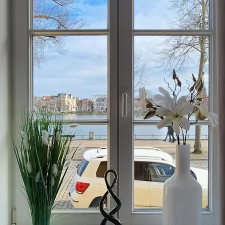 Ferienapartment Alexandrine Direkt Am Pfaffenteich Mit Eigenem Parkplatz 슈베린