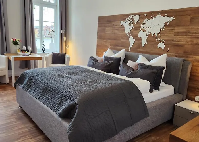 Ferienapartment Alexandrine Direkt Am Pfaffenteich Mit Eigenem Parkplatz